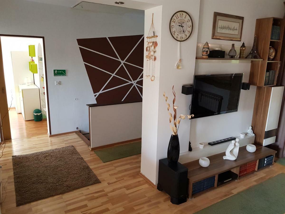 A&T Apartment Zaprešić Exteriör bild