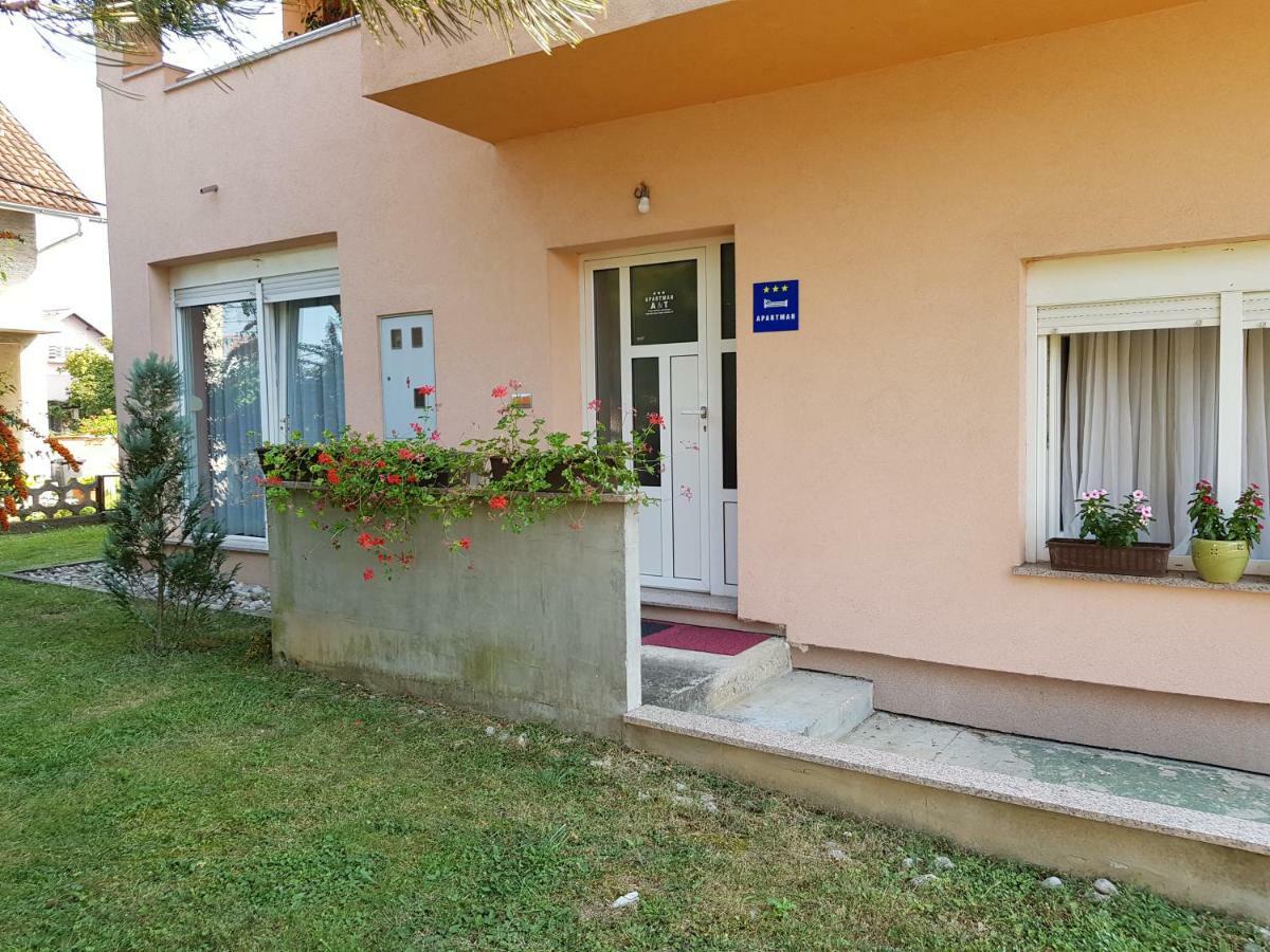 A&T Apartment Zaprešić Exteriör bild